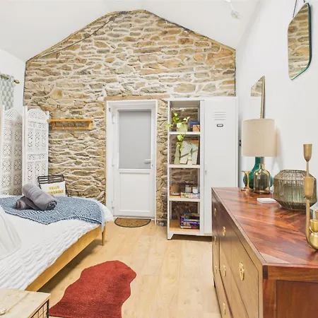 Heart Of - Comfortable & Stylish | Town Centre | Parking | Wifi | * Falmouth